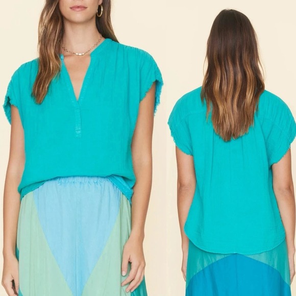 XiRENA Tops - Xirena Sz M Teal V Neck‎ Short Sleeve Top Popover Cotton Gauze Cap Sleeve Blouse